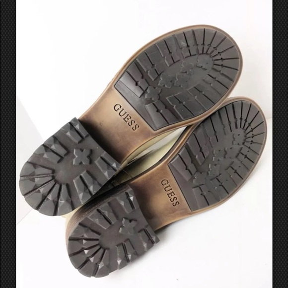 Guess Men’s Sz 10 beige rugged boots new no box - Picture 8 of 8